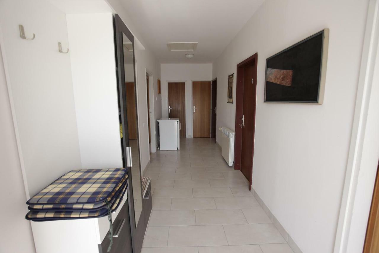 Guest House Balazevic Нови-Винодолски Экстерьер фото